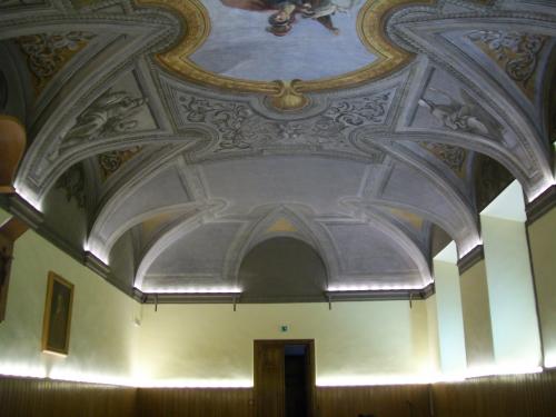 Illuminazione indiretta per interni